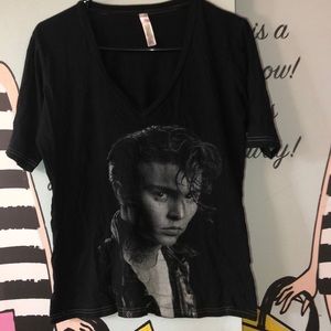Dimepiece Designs 1990s Vneck T-shirt large